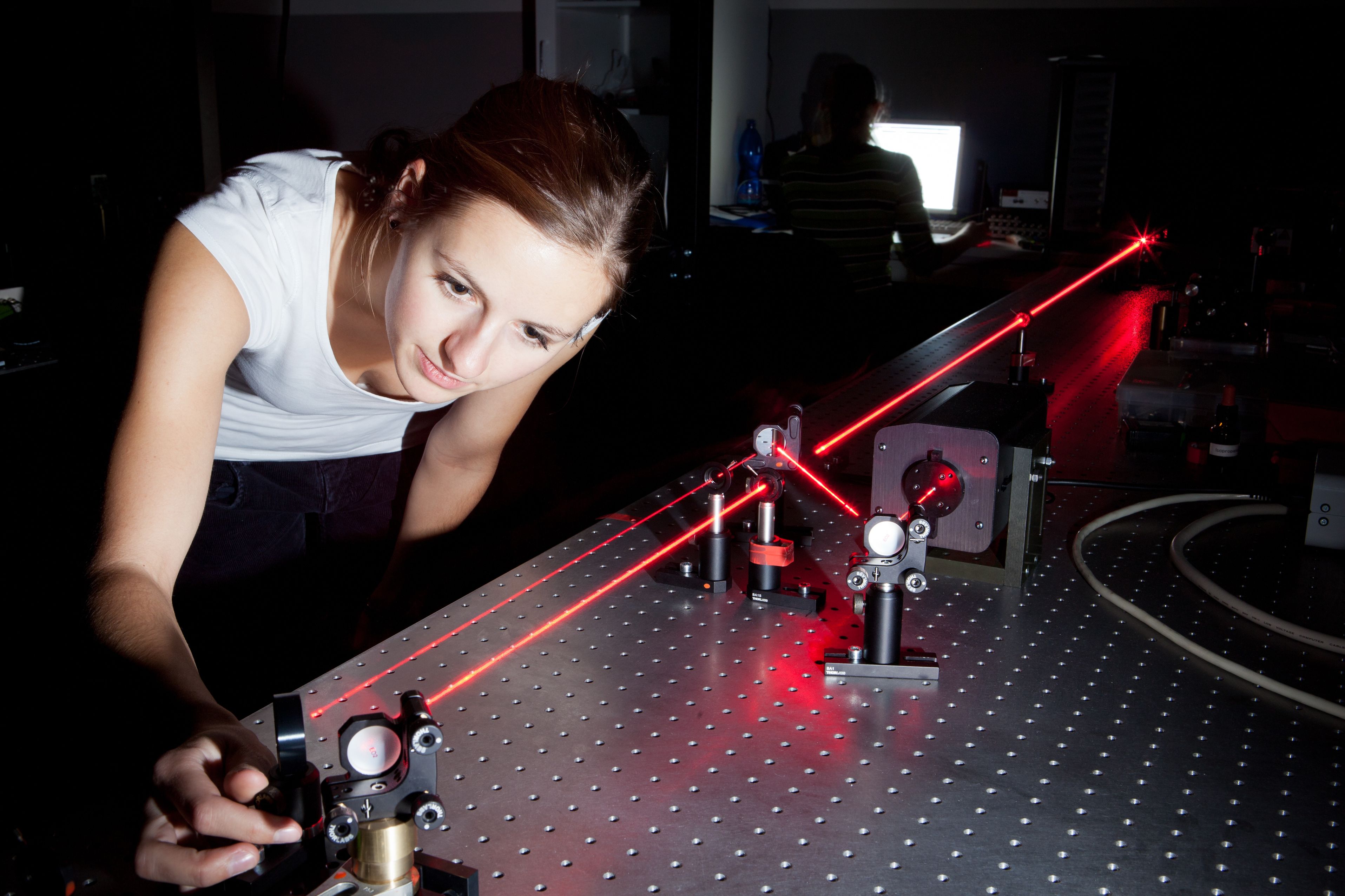 COST_Etudiante_physique Etudiante laser
