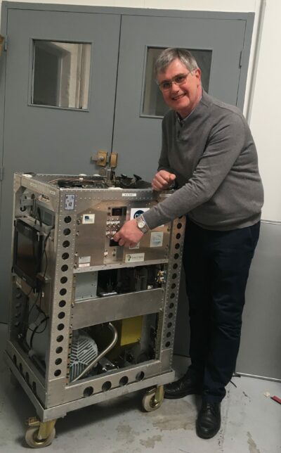 Claude ROBERT reçoit le Cristal du CNRS 2019 Claude ROBERT reçoit le Cristal du CNRS 2019