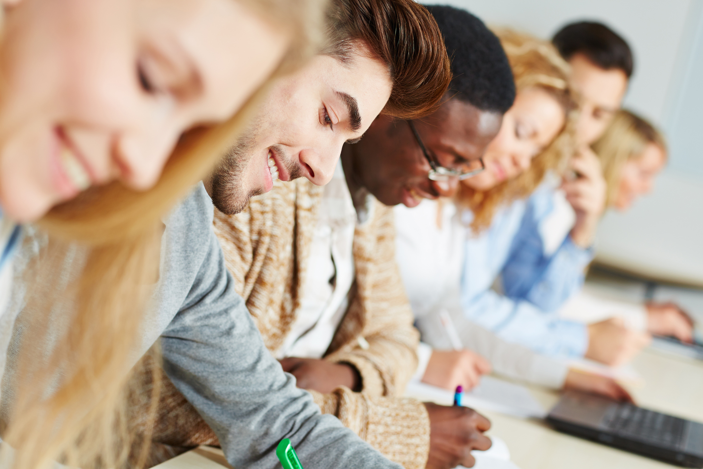 Étudiants studieux