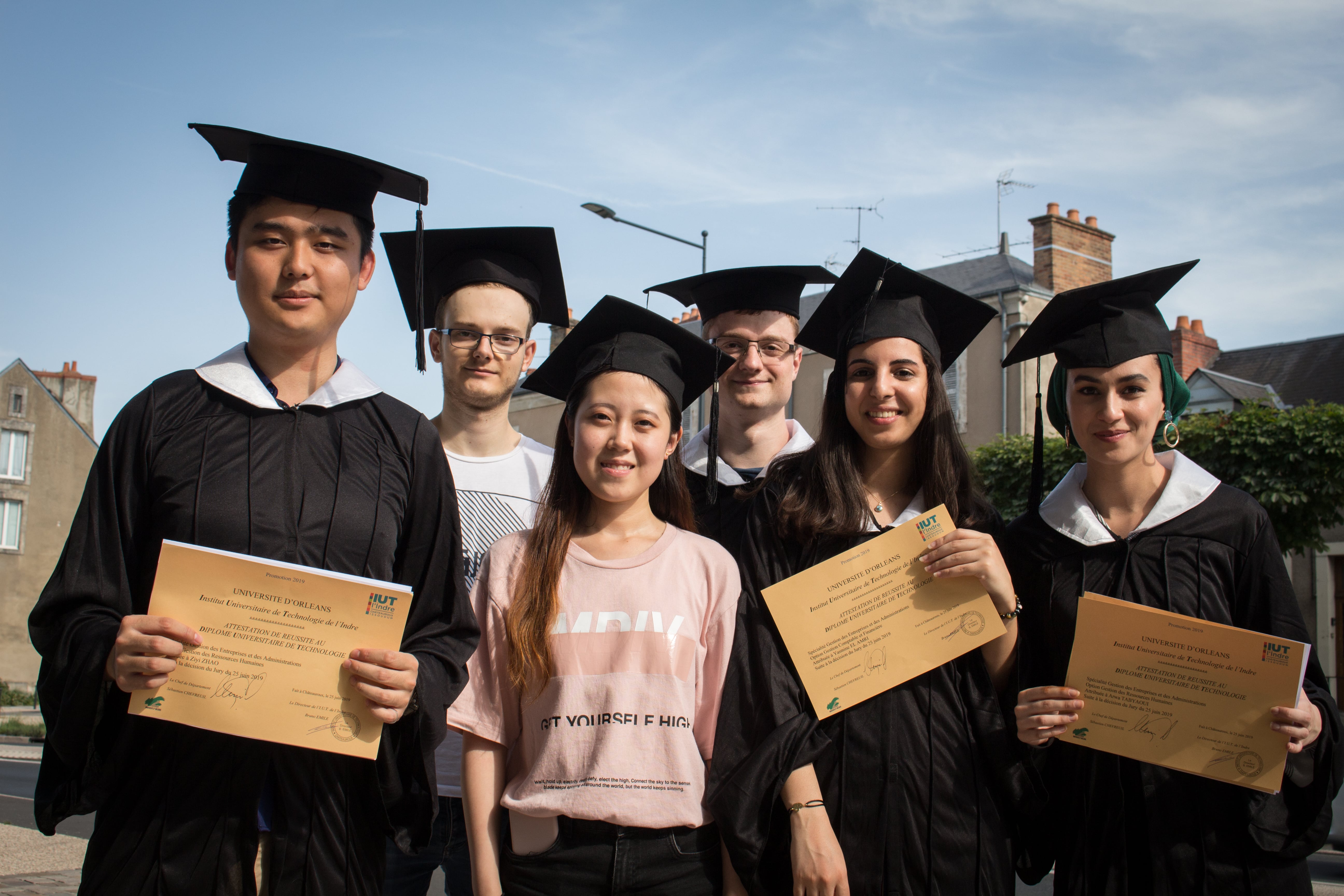 Cérémonie de Remise des diplômes - IUT Indre Cérémonie de Remise des diplômes - IUT Indre
