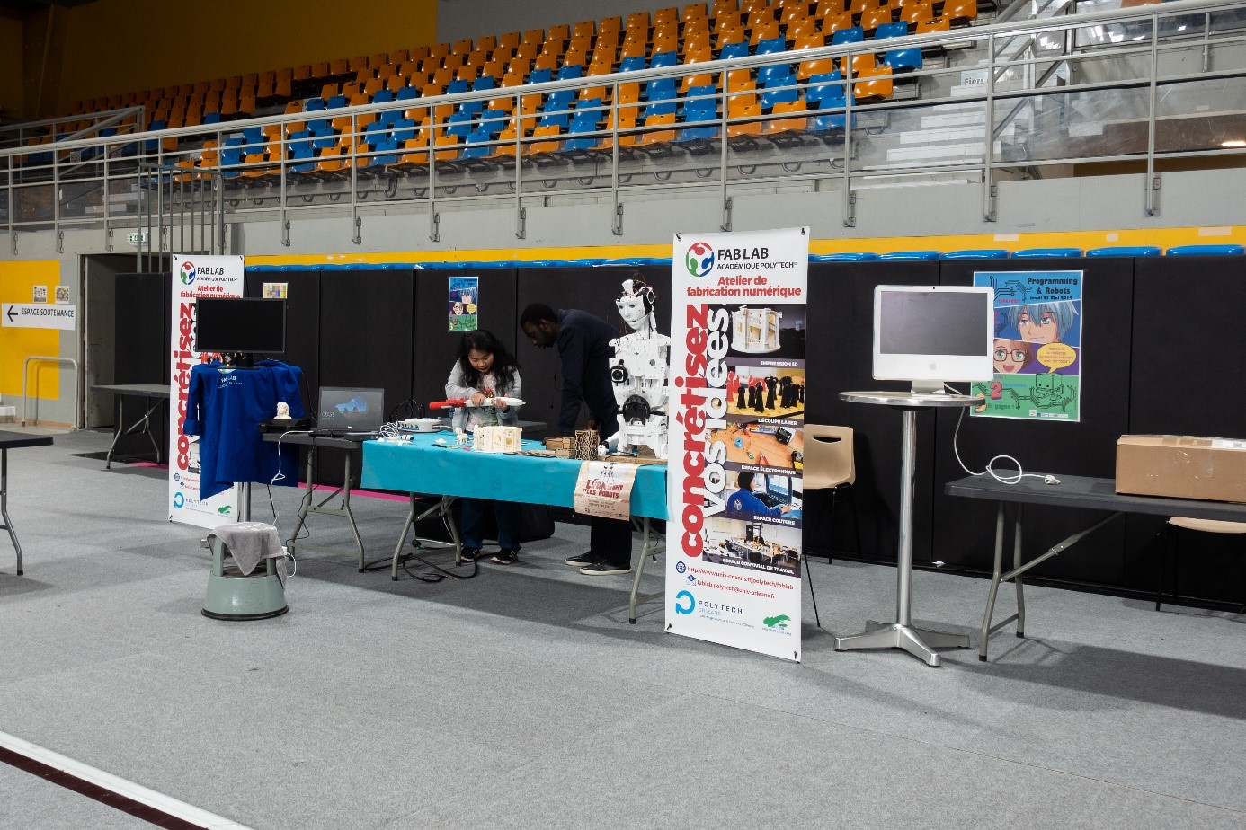 Fablab de Polytech au concours de programation d'IBM Stand du Fablab Académique de Polytech lors du concours