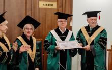 Le Pr Routier reçoit le titre de Docteur Honoris Causa Le Pr Routier reçoit le titre de Docteur Honoris Causa