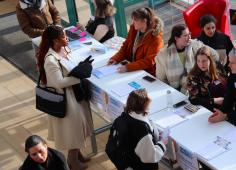 Etudiants lors du Forum des Masters 2023