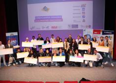Photo de groupe de la Remise des prix CréaCampus 2023-2024