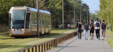 Le tramway sur le campus
