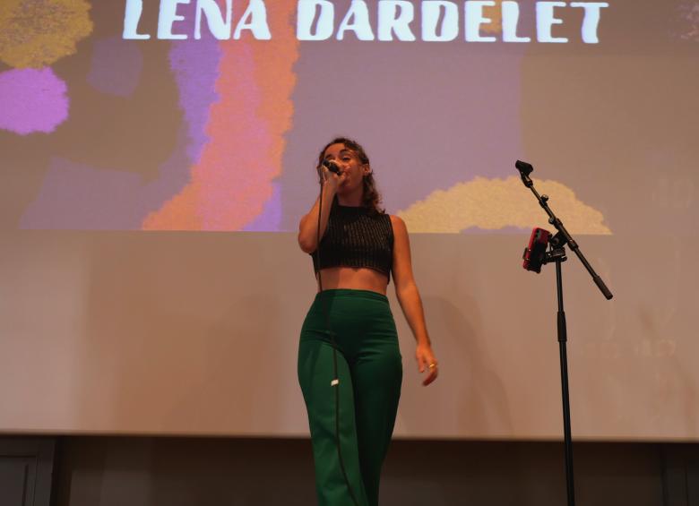 Concert de Lena Dardelet lors de la table ronde sur la musique des Caraïbes