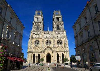 Cathédrale d'Orléans de près