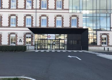 Visuel de la façade du bâtiment d'Eure-et-Loir campus