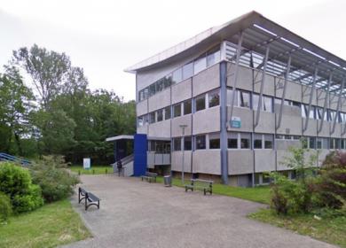 Accès bâtiment Michel Royer